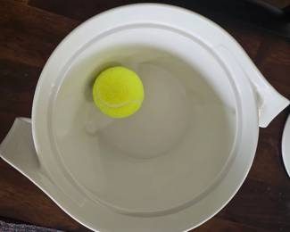 salad serving bowl depth