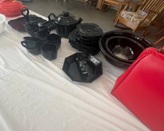 Arcoroc Octime Black Glass Dinnerware Set