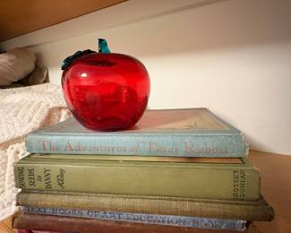Blenko Red Apple with Green Stem and Leaf