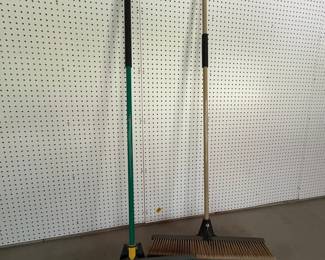 Quickie Bulldozer Yard Broom Set