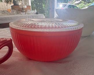 Anchor Hocking Fire King Red Ribbed Mixing Bowl with Clear Glass Lid