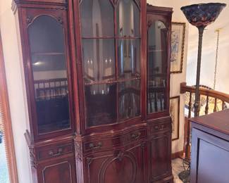 Vintage/Antique Mahogany China Cabinet