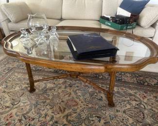 Wood/glass coffee table