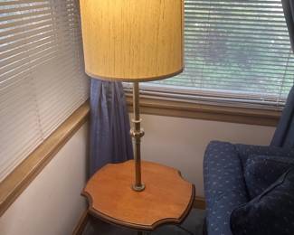 Table lamp