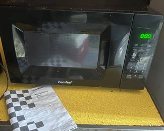 Small microwave