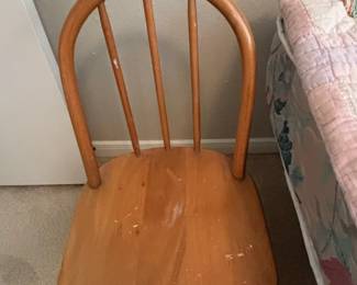Childs Windsor Spindle Back Chair