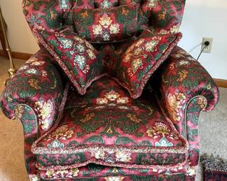 Oversized Floral Chair with Matching Pillows