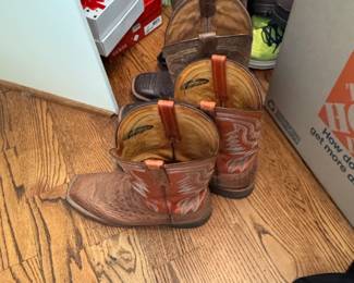 Mens Ariat Square Toe Cowboy Boots