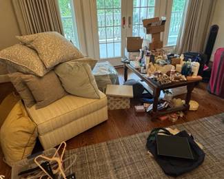 Assorted Home Goods Lot
