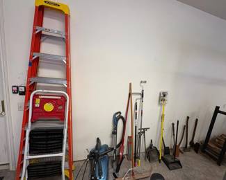 Werner ft Fiberglass Step Ladder