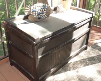 STORAGE BOX