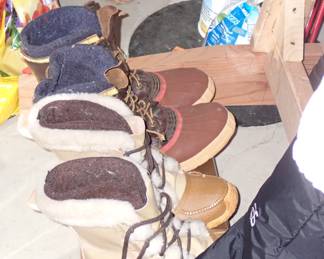 WINTER BOOTS