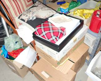 We have a lot of un boxing and sorting, will add pictures and we make our way thru the BOXES