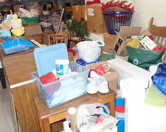 We have a lot of un boxing and sorting, will add pictures and we make our way thru the mess