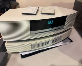 Bose Wave Music System Model AWRCC2 with Bose Wave Music System Multi CD Changer Accessory with 2 Remotes
