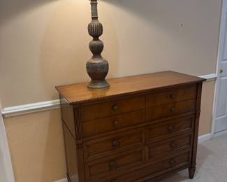 Henredon 7 Drawer Dresser (19"D x 48"W x 40-1/2"H)