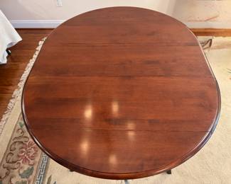 Nichols & Stone Rounded Rectangular Dining Table (42"W x 29"H x 42"L with 2 Leaves 12" each)