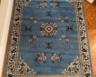Hand-Knotted Peking Chinese Central Medallion Wool Rug (4'W x 8.5'L)