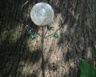 GARDEN ART