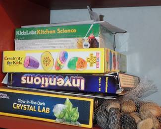 TOYS