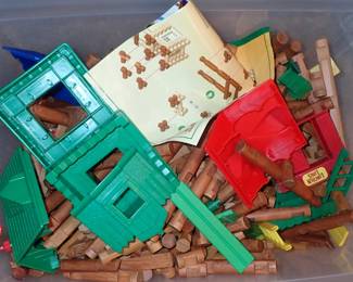 LINCOLN LOGS BUILDING