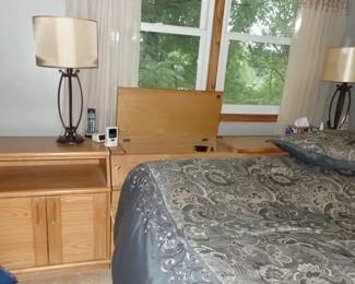NITE STAND KING BED HEADBOARD W/STORAGE