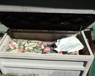 STORAGE BOX