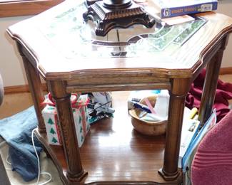 OCT SIDE TABLE