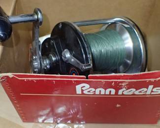 FISHING REEL
