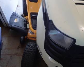 CUB CADET MOWER