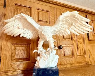 Eagle decor 