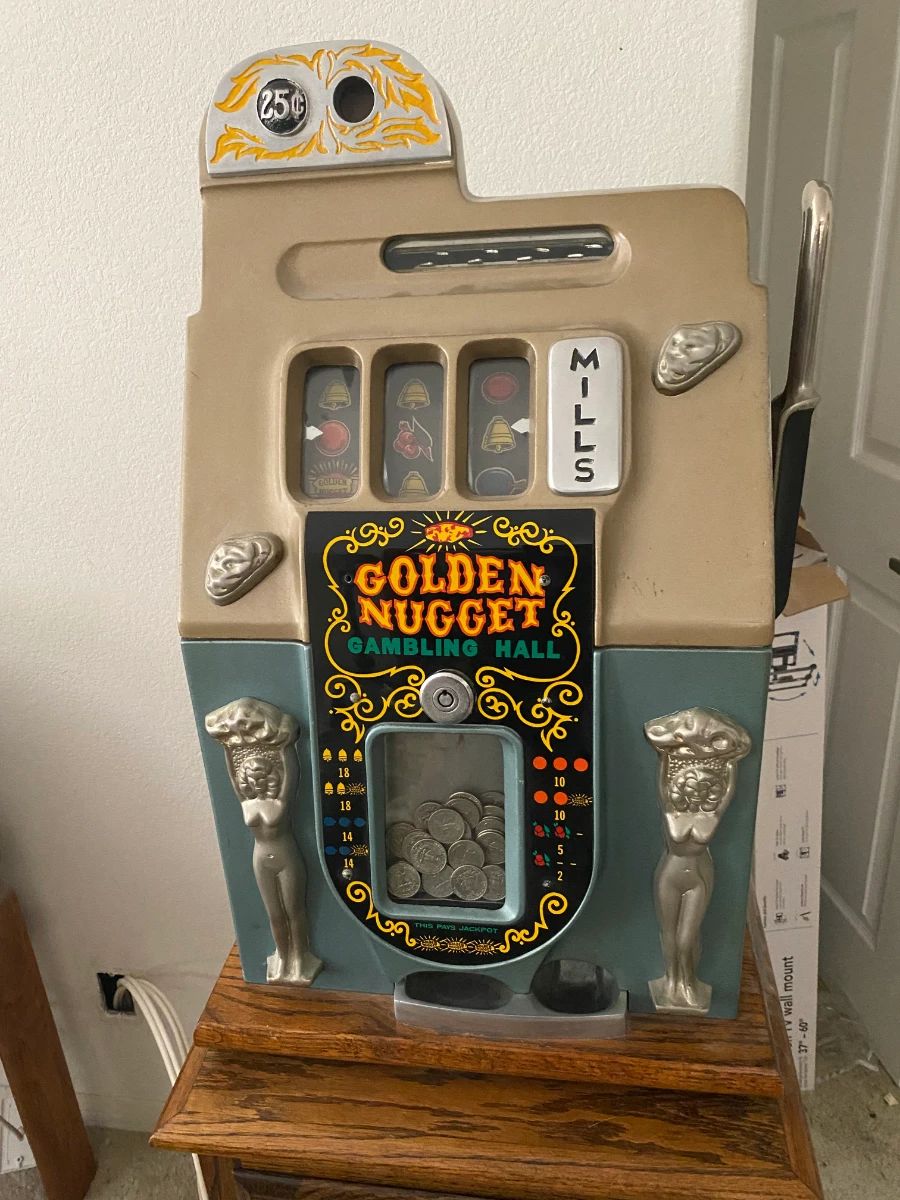 Golden Nugget Slot Machine 