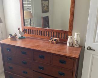 Mission style furnishings