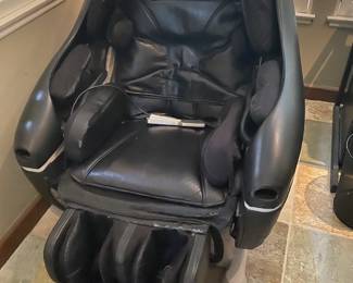 High end massage chair