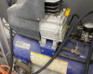 Air compressor