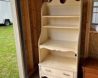 Country shelf