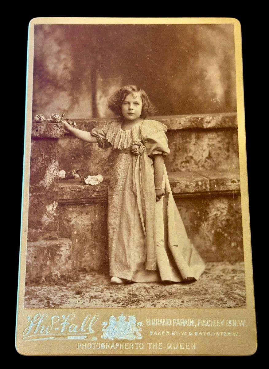 Rare Lady Elizabeth Bowes-Lyon. The Queens Mother 1900-2002