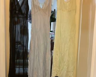 Night gowns
