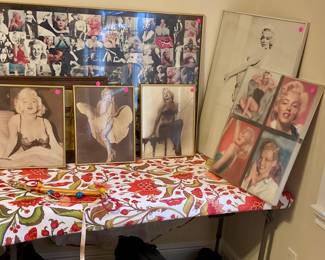 Marylyn Monroe photos and posters