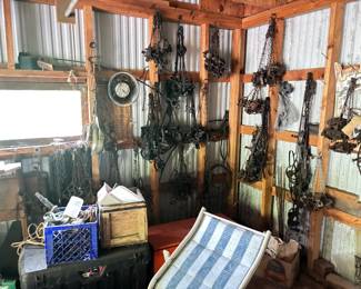 HUNDREDS of Antique Small Game Iron Traps
