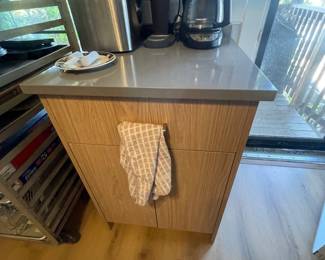 $3,750 -- ONE-YEAR-OLD Kitchen cabinet package