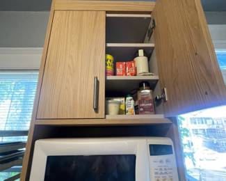 $3,750 -- ONE-YEAR-OLD Kitchen cabinet package