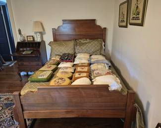 Walnut Bed