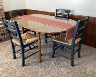 Dining table & chairs