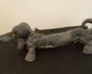 Dog boot scraper