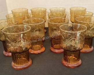 MCM daisy glasses