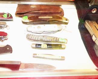 POCKET KNIVES