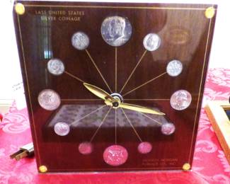 VINTAGE ELECTRIC "LAST UNITED STATES SILVER COINAGE" CLOCK (SEE NEXT PICTURE)