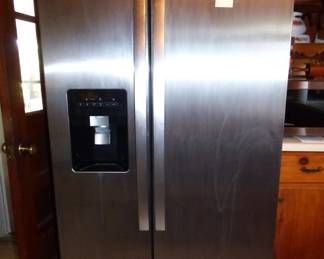 WHIRLPOOL 2021 SIDE-BY-SIDE REFRIGERATOR
