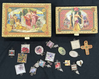Lot 203: Assorted vintage jewelry charms and decorative keepsake boxes